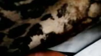 Tattooed 女の子 の ため の h 無料 動画 squirterが指摘および滑りゃ